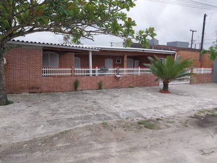 Ref 399 - Ampla casa com terreno, Àrea Calma